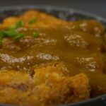 Katsudon al curry destacada